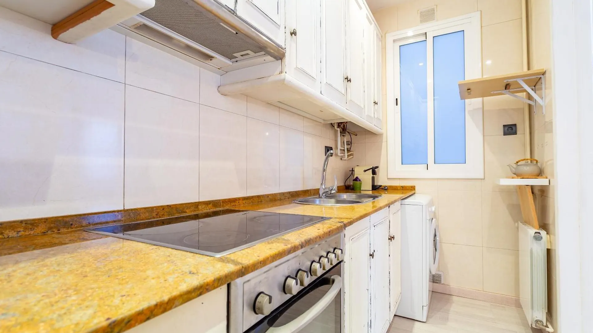 Cosy Apartment. 10Min Walk To The Beach & Train Tarragona 0*,