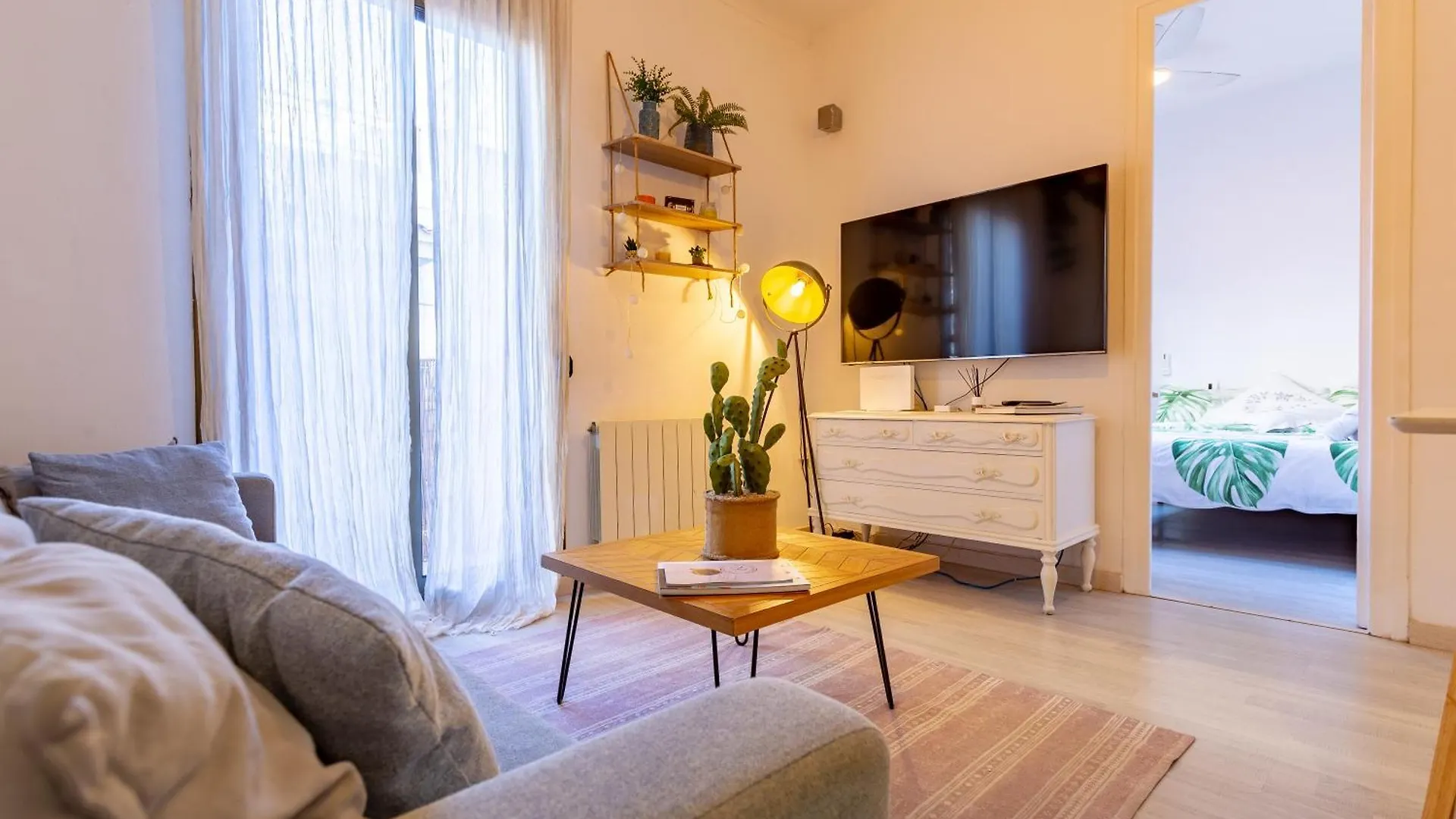 Cosy Apartment. 10Min Walk To The Beach & Train Tarragona 0*,  Spain